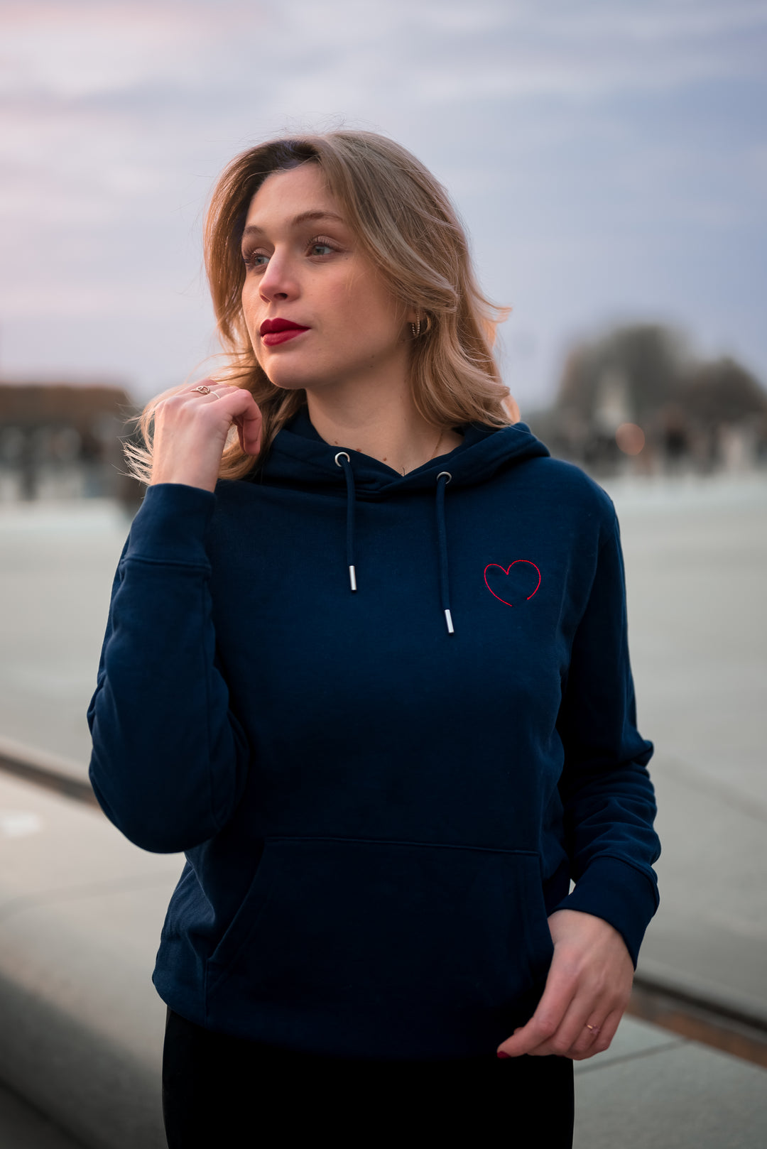 Sweat à Capuche Bleu Marine - Je t’aime